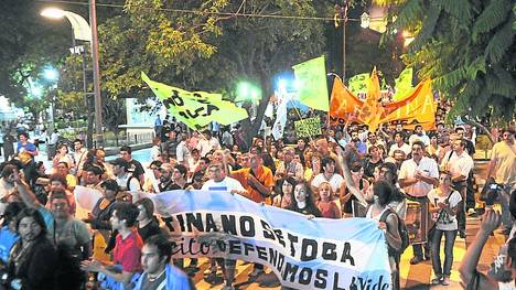 Protesta-Marcha-antiminera-Rioja-jueves_CLAIMA20120303_0106_22